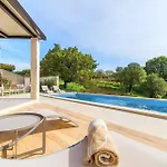 Le Tia Villa