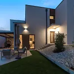 Le Tia Štokovci