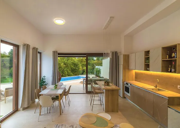 Le Tia ヴィラ Štokovci